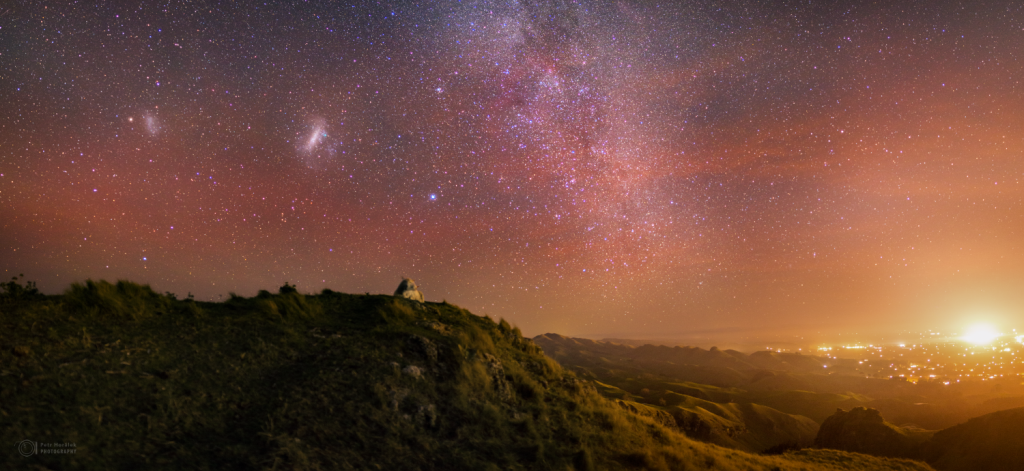 Luminescent nightime above Hastings