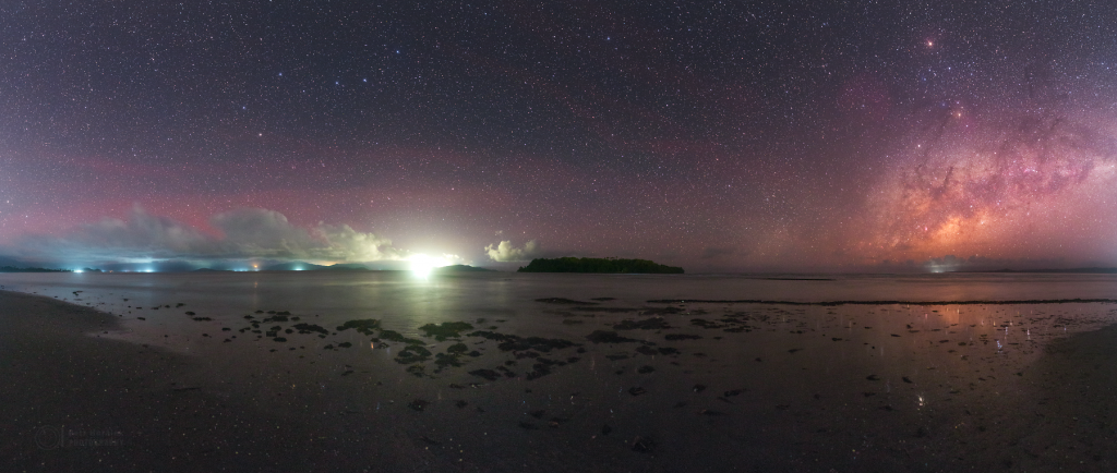 Night "pearls" of Maba beach