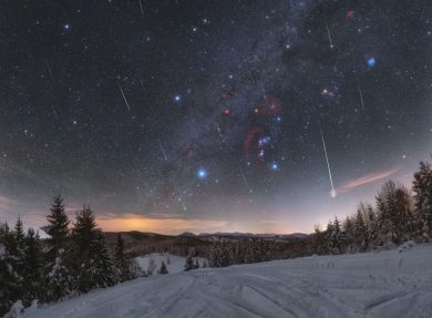 Meteory nad Oravskou Lesnou Meteory nad Oravskou Lesnou