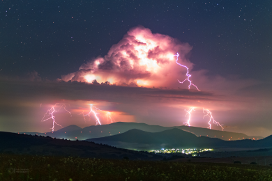 Elektrická kráska nad východním Slovenskem Elektrická kráska nad východním Slovenskem
