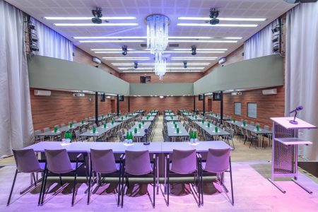 Interiér hotelu Jezerka Interiér hotelu Jezerka