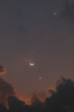 Moon, Venus and Jupiter conjuction on 22 February 2023 over Thoddoo Island.