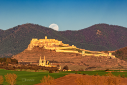 Pre-Easter Full Moon on 24 March 2024 rising over Spiš Castle and Chapter Pre-Easter Full Moon on 24 March 2024 rising over Spiš Castle and Chapter