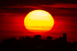 Dramatic Sunset over Lichnice Castle on 13 June 2025
